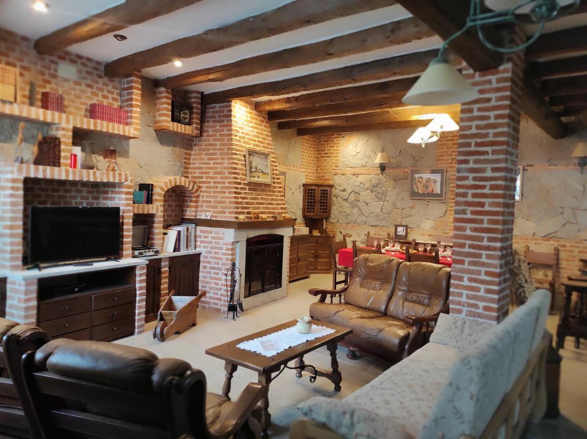 Casa Rural Puerta De Castilla Velayos Esterno foto